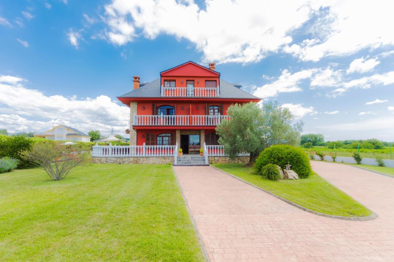 Hotel Rural Lacelo Villadecanes Екстериор снимка